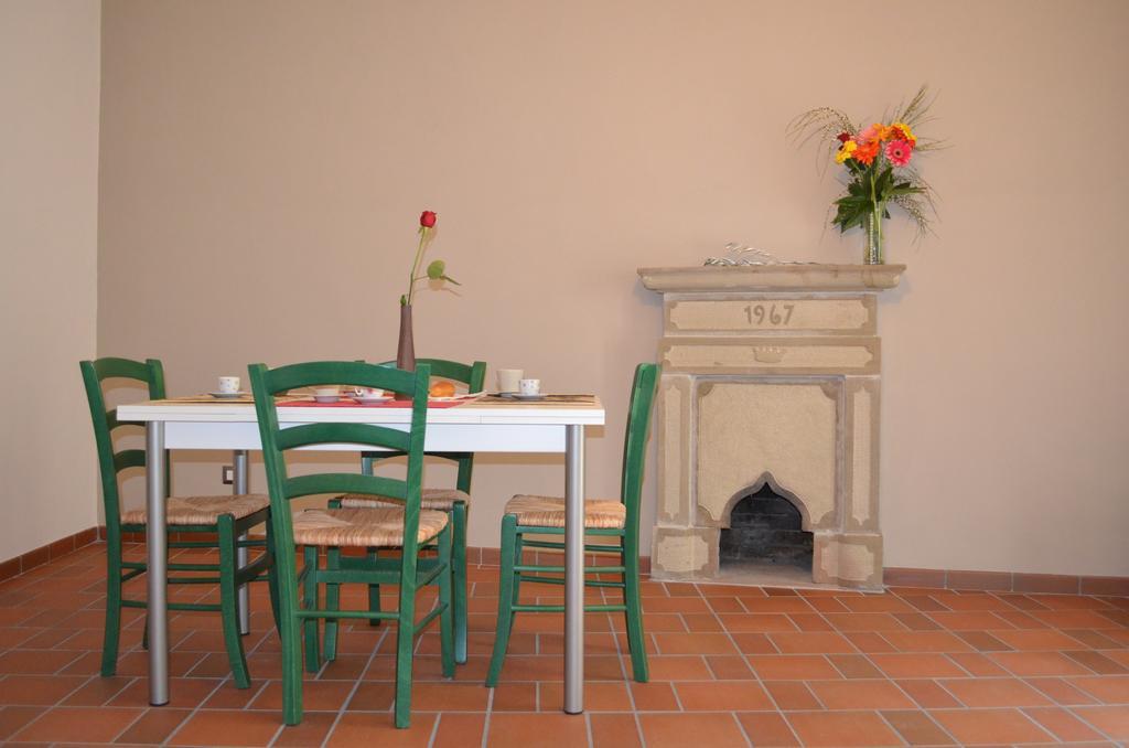 B&B La Casa Di Giulietta Castelmezzano Exterior photo